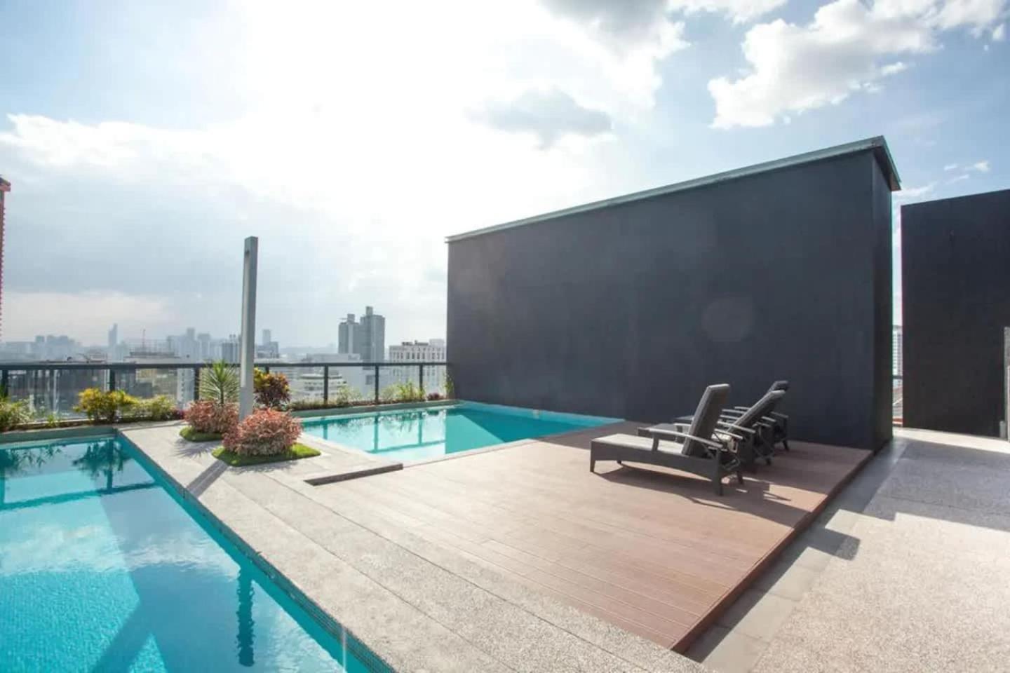 Pangsapuri Modern 2br Fairlane Retreat Steps From Lot 10